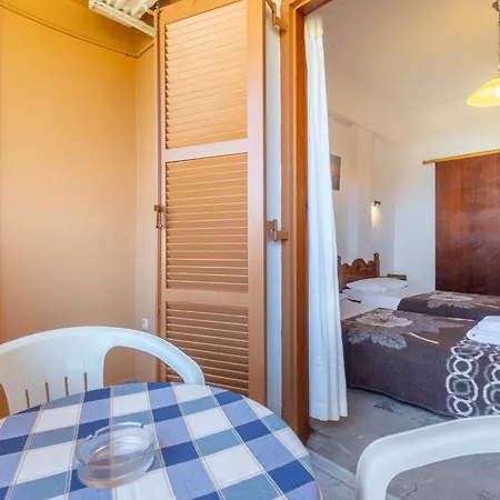 Mires House Side First Floor 9 Appartement *