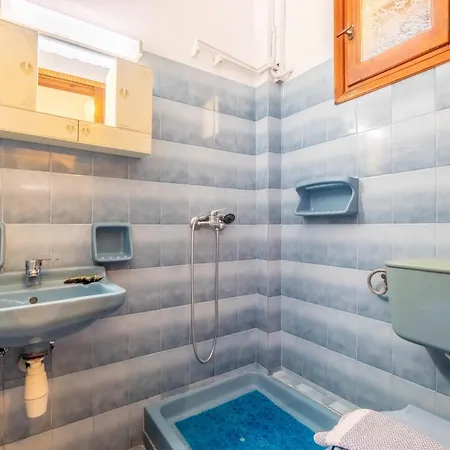 Mires House Side First Floor 9 Agios Gordios (Corfu)